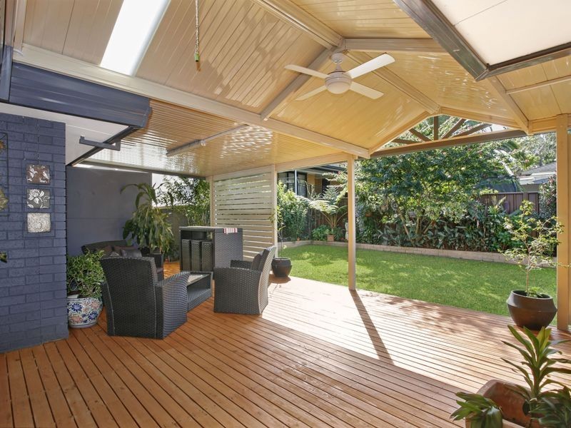 4 Curran Street, Prairiewood NSW 2176