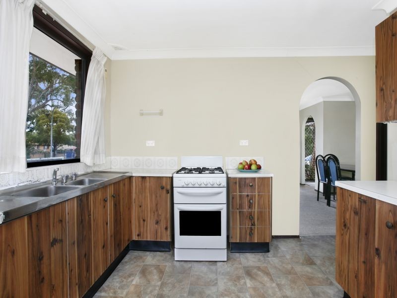 6 Price Street, Wetherill Park NSW 2164