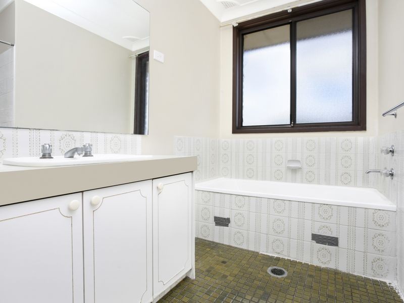 6 Price Street, Wetherill Park NSW 2164