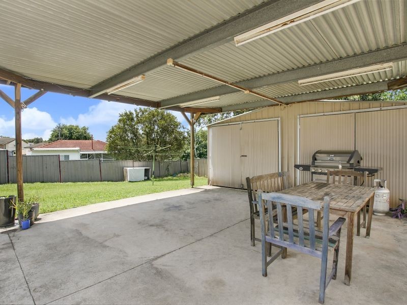 4 Lindsay Place, Mount Pritchard NSW 2170
