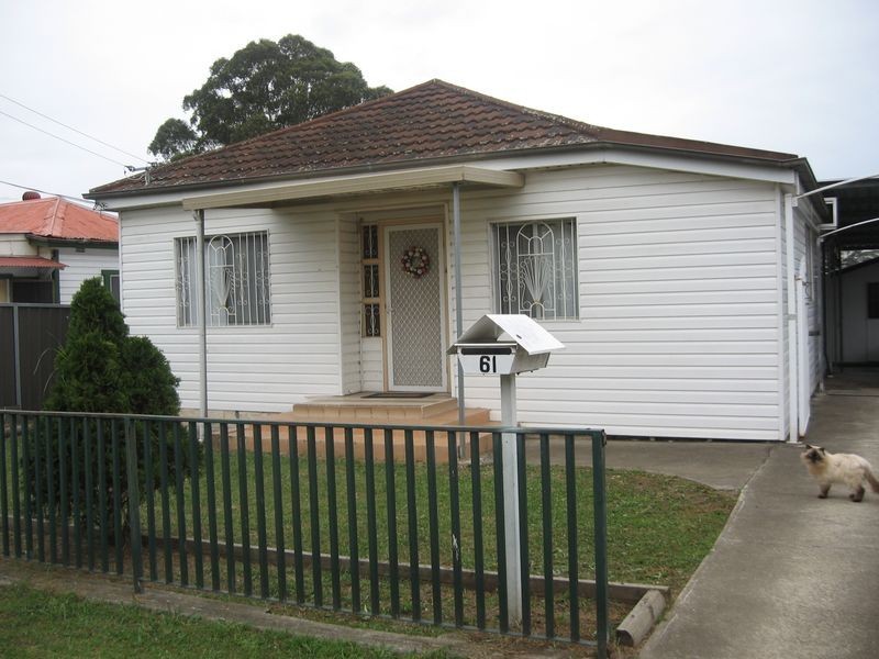 Fairfield East NSW 2165