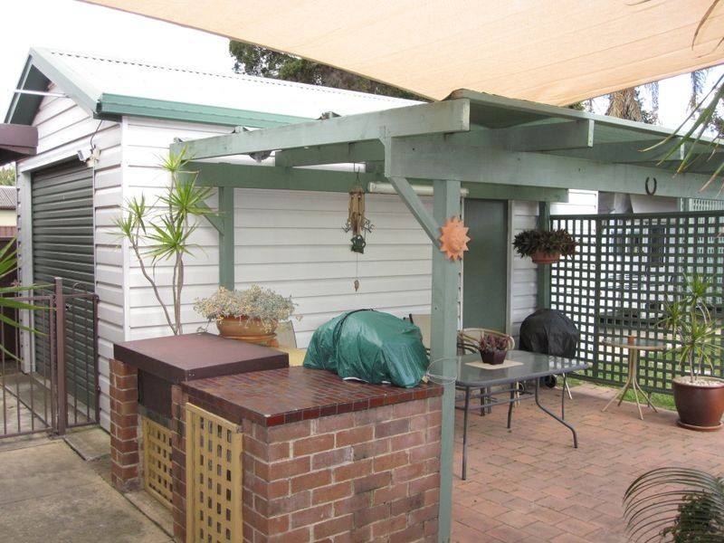 Fairfield West NSW 2165