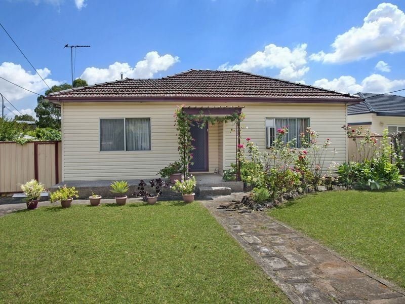78 Oxford Street, Smithfield NSW 2164