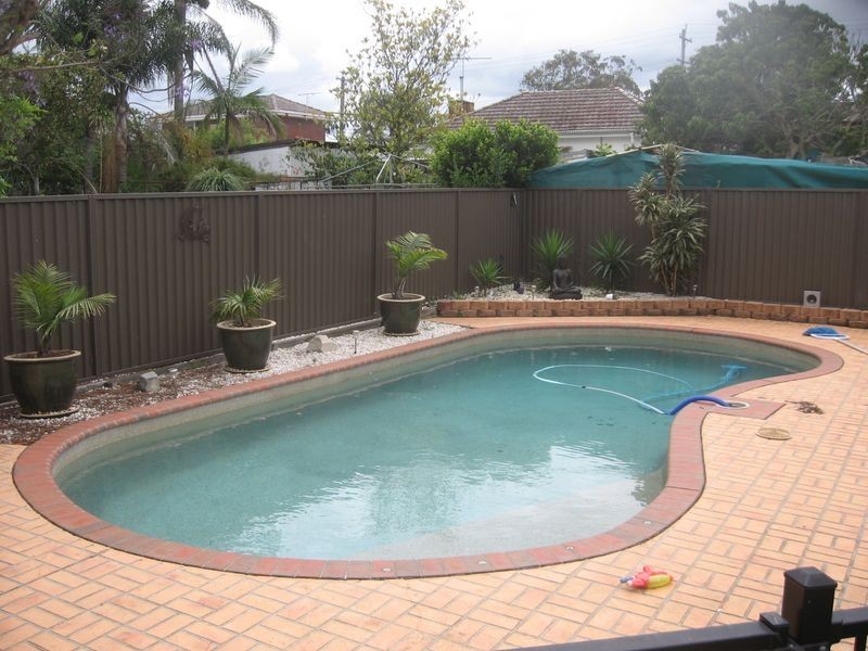 Fairfield West NSW 2165