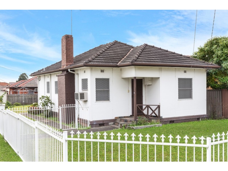 133 River Avenue, Fairfield East NSW 2165
