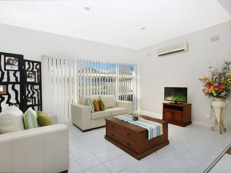 51 Linda Street, Fairfield Heights NSW 2165