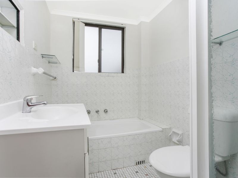 3/40-42 Wrentmore Street, Fairfield NSW 2165