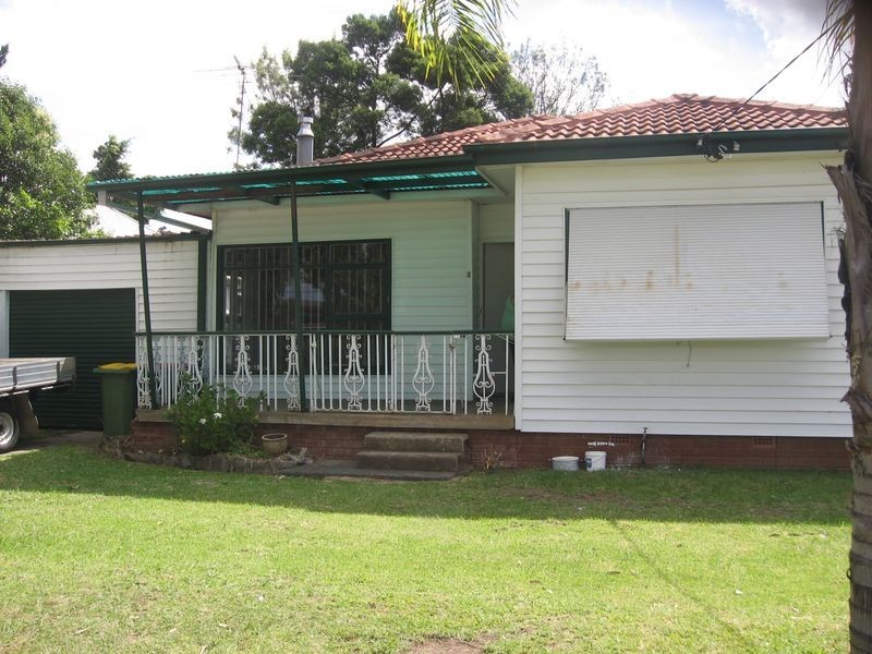 Fairfield West NSW 2165