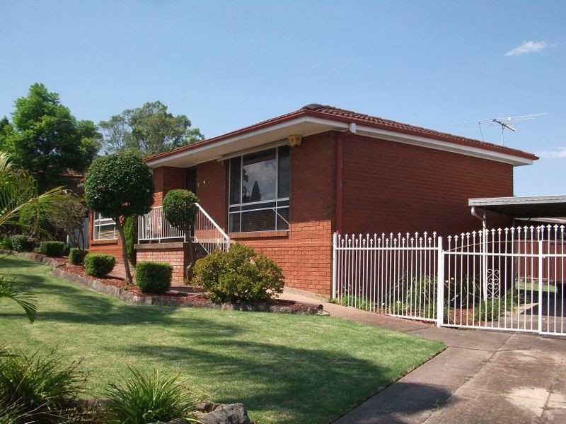 Edensor Park NSW 2176