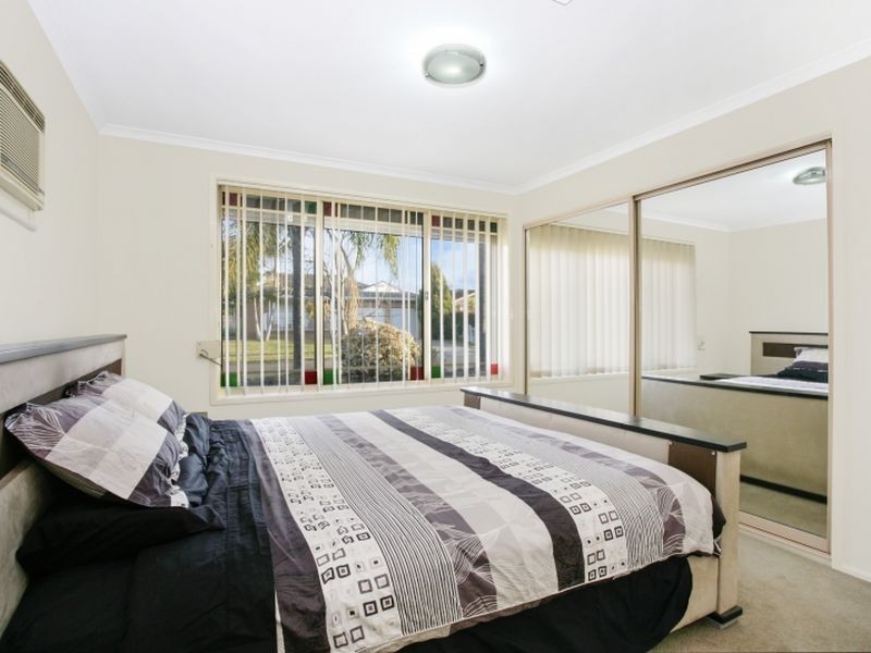 16 Jennifer Place, Smithfield NSW 2164
