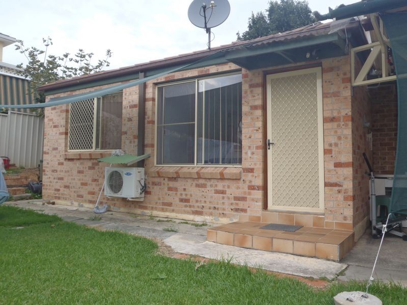 Edensor Park NSW 2176