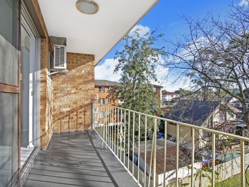 10/82 McBurney Road, Cabramatta NSW 2166