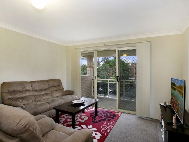 24/19-23 Hardy Street, Fairfield NSW 2165