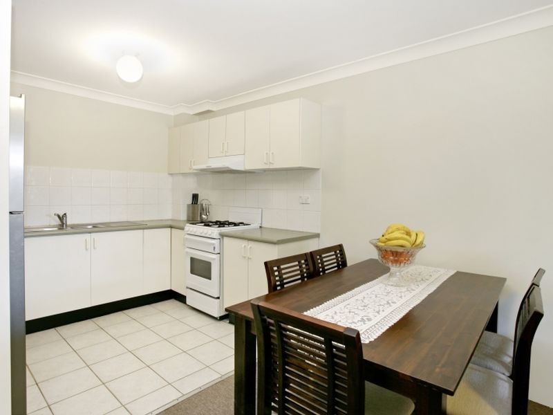 24/19-23 Hardy Street, Fairfield NSW 2165