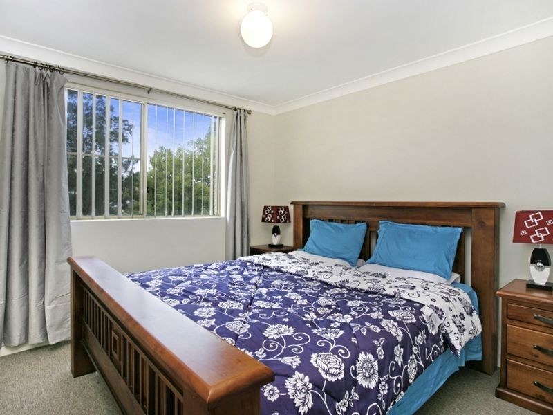 24/19-23 Hardy Street, Fairfield NSW 2165