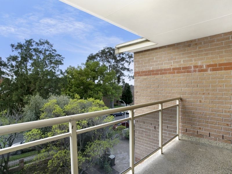 24/19-23 Hardy Street, Fairfield NSW 2165