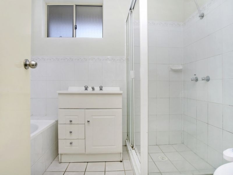 24/19-23 Hardy Street, Fairfield NSW 2165