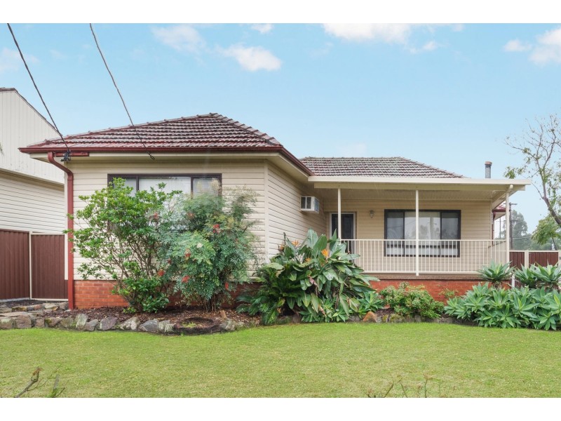 274 Polding Street, Smithfield NSW 2164