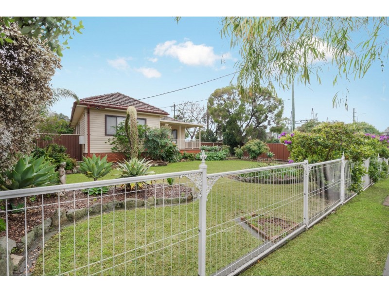 274 Polding Street, Smithfield NSW 2164