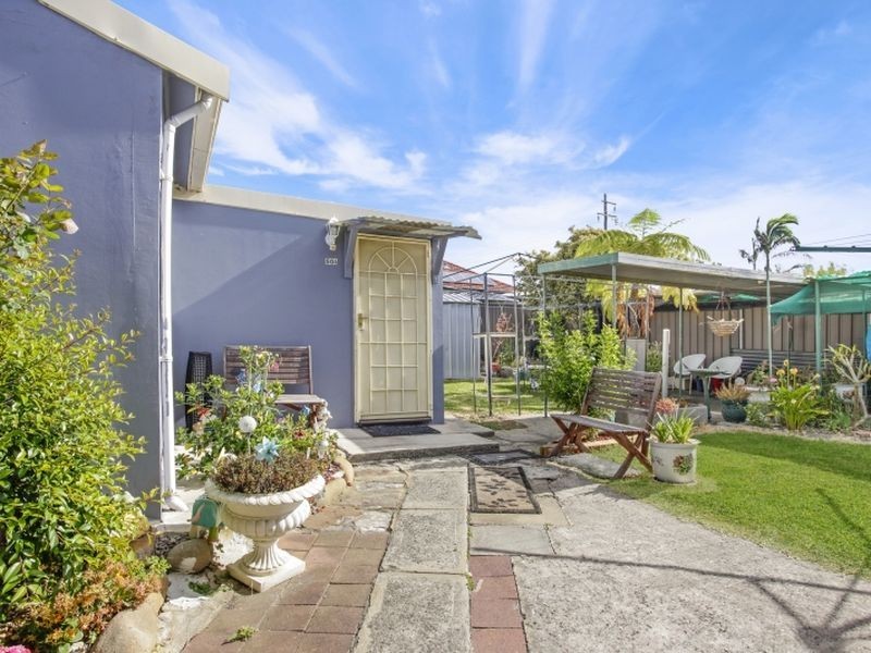 50 Nile Street, Fairfield Heights NSW 2165