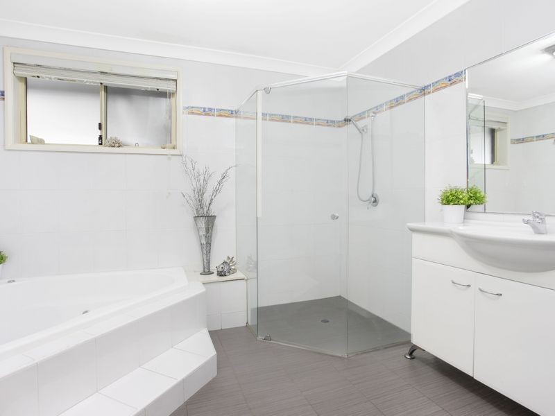 35 Ben Lomond Street, Bossley Park NSW 2176