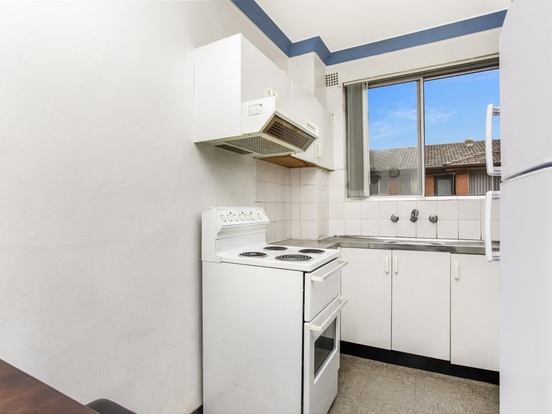 6/248 River Avenue, Carramar NSW 2163