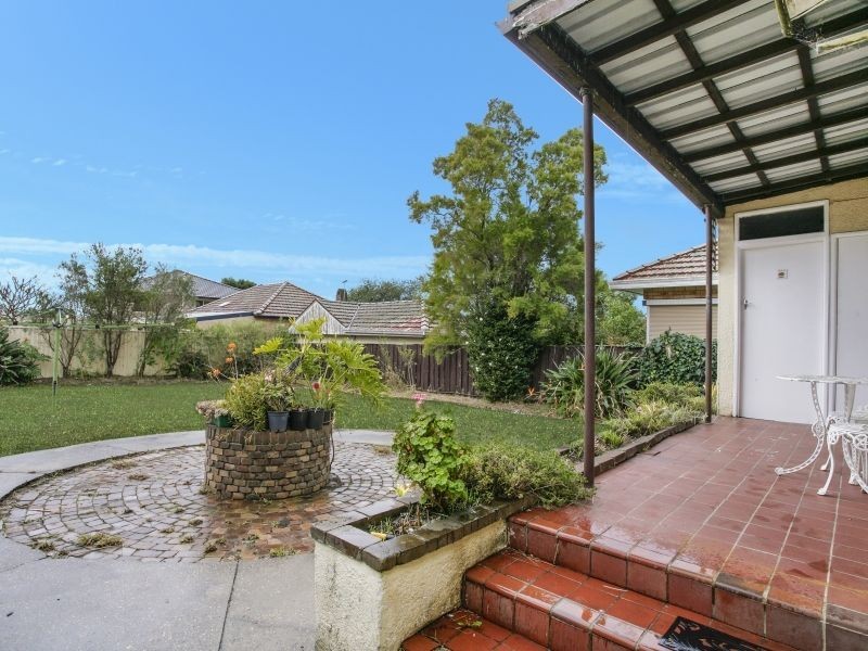 109 Amy St, Regents Park NSW 2143