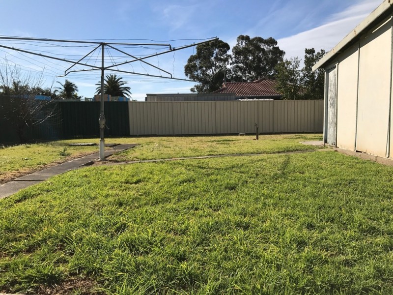 115 Quarry Road, Bossley Park NSW 2176