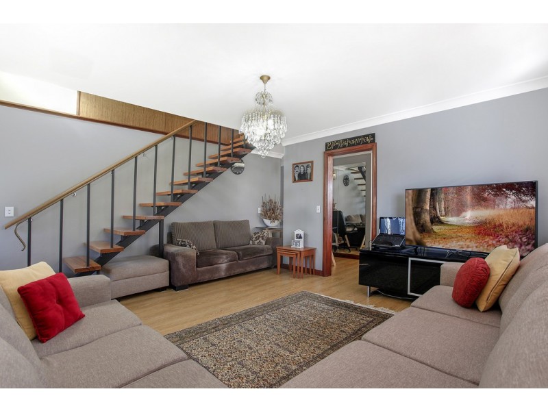 35 Kamira Avenue, Villawood NSW 2163