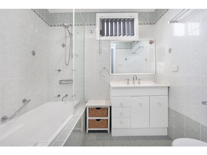 57 Lombard Street, Fairfield West NSW 2165