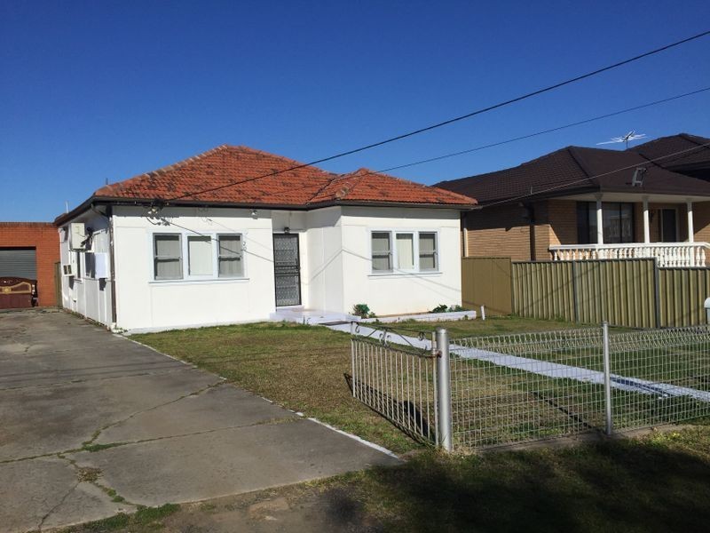 20 Bodalla Street, Fairfield Heights NSW 2165