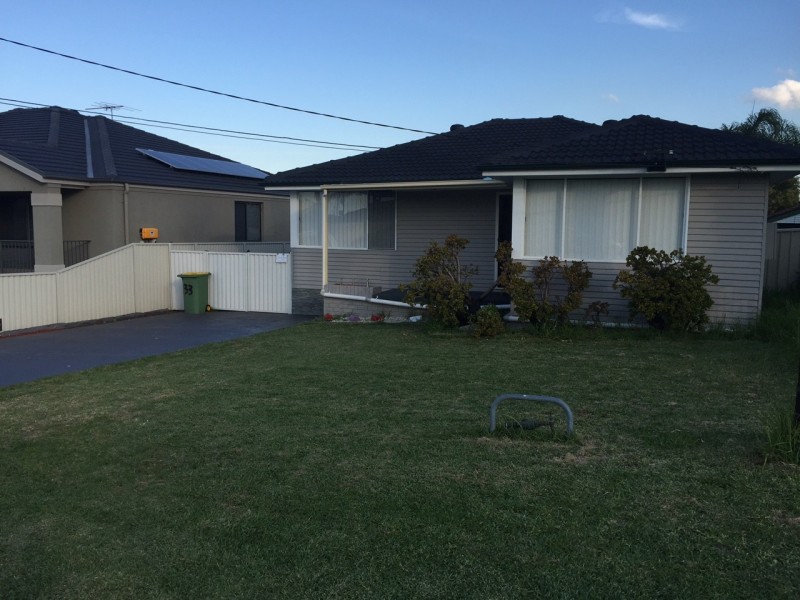 33 Brentwood Street, Fairfield West NSW 2165