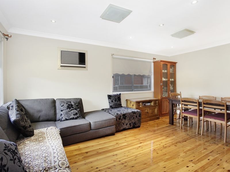 22 Hawkesbury Street, Fairfield West NSW 2165