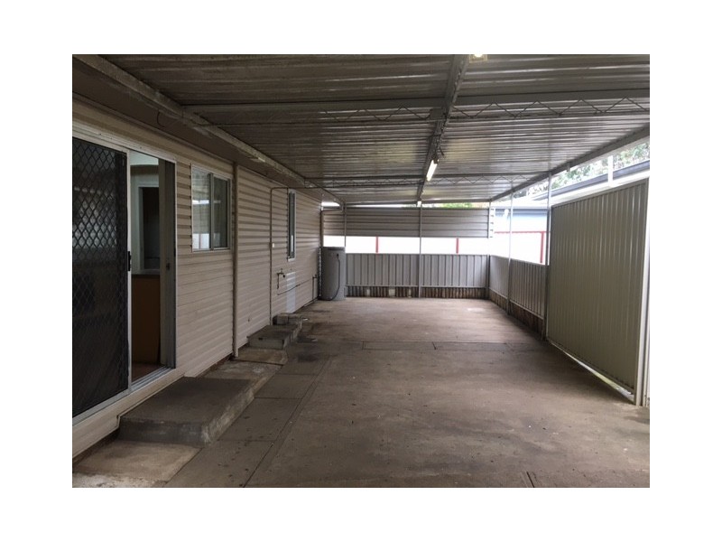 16 Dampier Crescent, Fairfield West NSW 2165