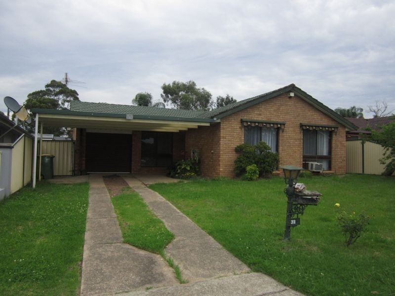 Greenfield Park NSW 2176