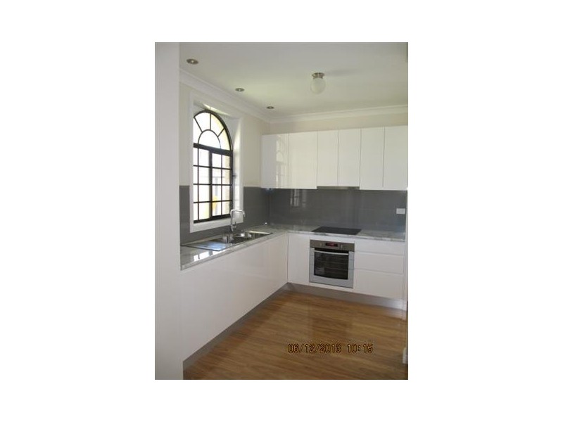 8 Stella Street, Fairfield Heights NSW 2165