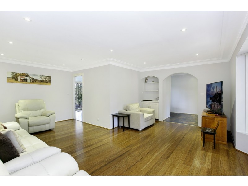 142 Campbellfield Avenue, Bradbury NSW 2560