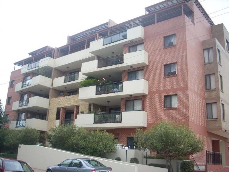 7/9-11 Bathurst Street, Liverpool NSW 2170