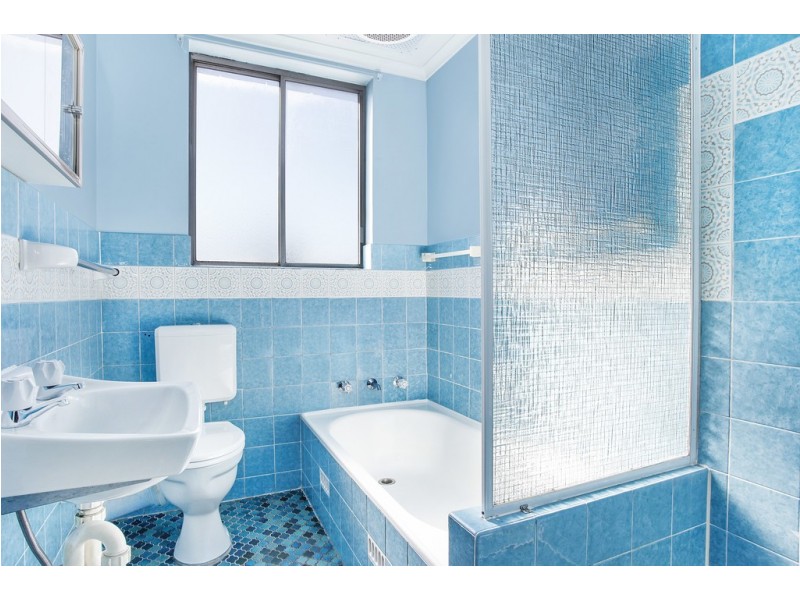 7/33 Carramar Avenue, Carramar NSW 2163