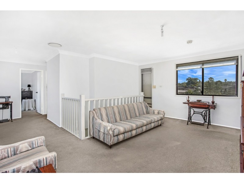 2 Sarah Place, Bossley Park NSW 2176