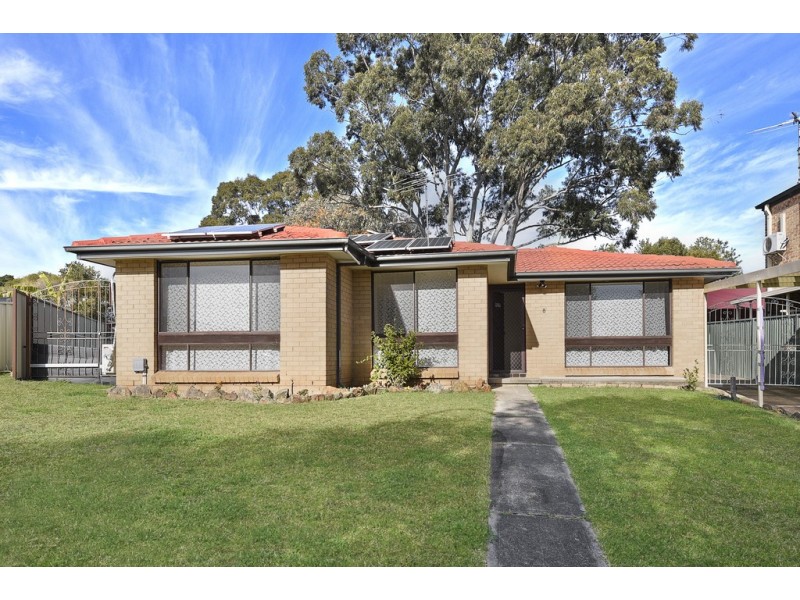 8 Romney Place, Wakeley NSW 2176