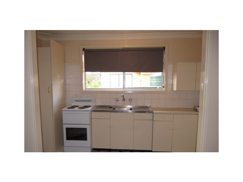 16 Gilmore Avenue, Leumeah NSW 2560