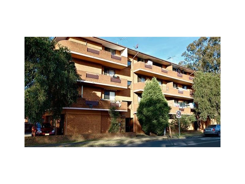 10/118 Wattle Avenue, Carramar NSW 2163