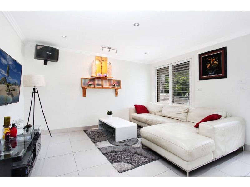 2/118 Oxford Street, Smithfield NSW 2164