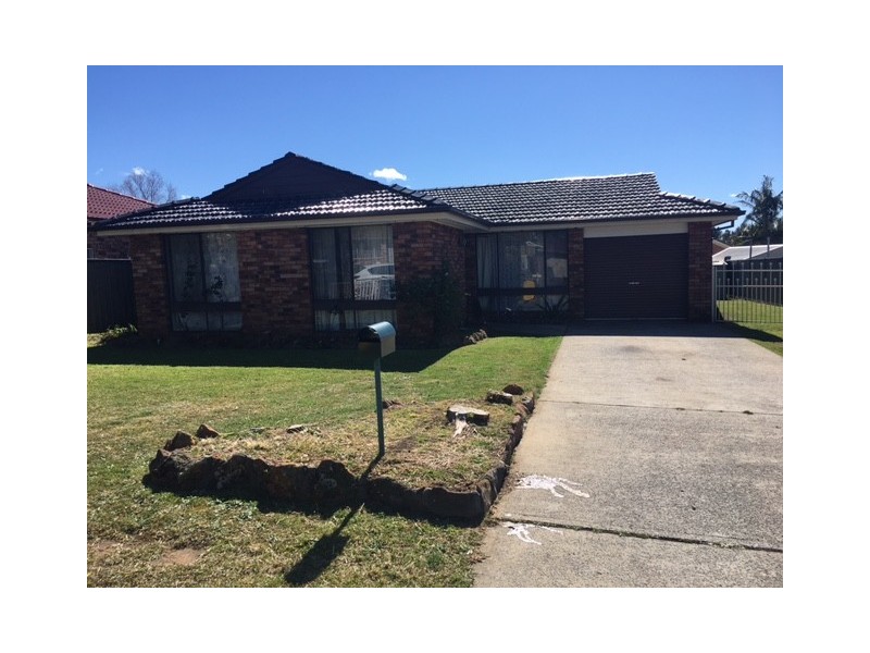 12 Penfold Place, Edensor Park NSW 2176