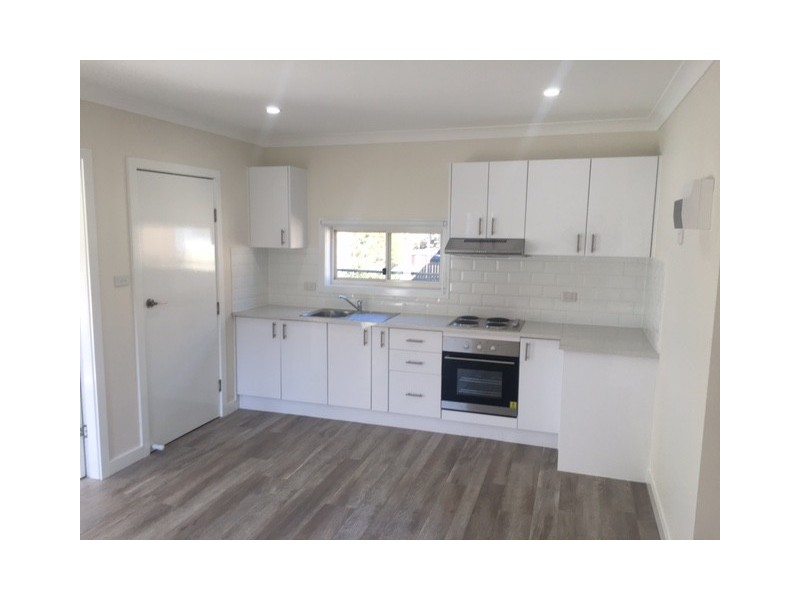 13c Pine Rd, Fairfield NSW 2165