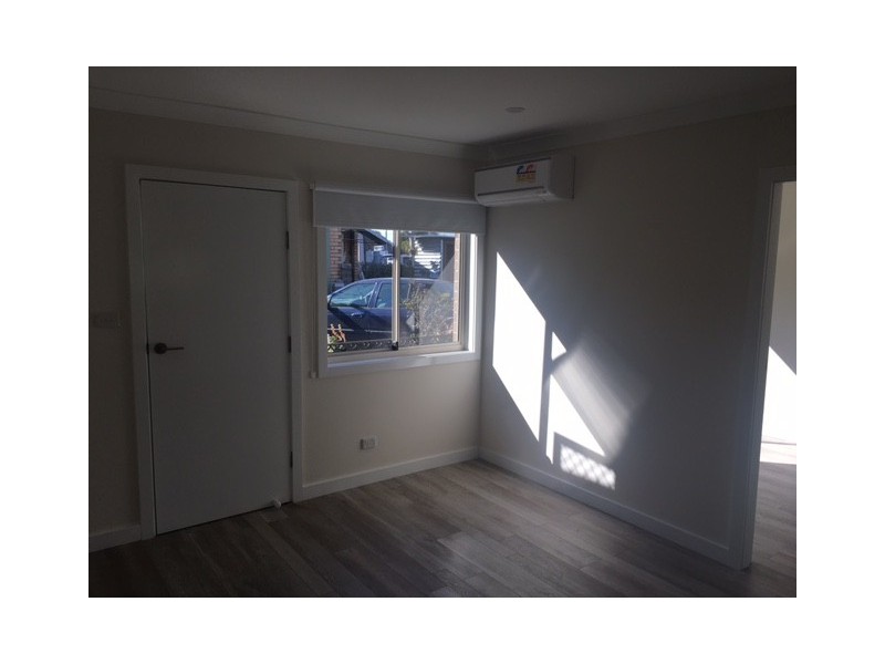 13c Pine Rd, Fairfield NSW 2165