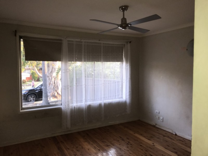 49 Norfolk Avenue, Fairfield West NSW 2165