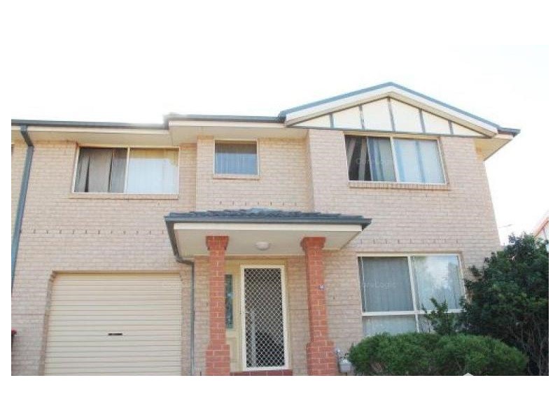 11/41-43 Stanbrook Street, Fairfield Heights NSW 2165
