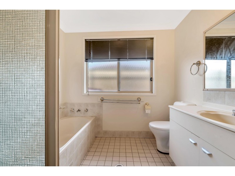 15 Boston Close, Hinchinbrook NSW 2168